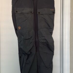 Fjallravel Women’s Gray Keb hiking trousers